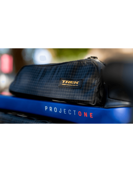 Trek Överrörsväska Adventure 0,8L Svart